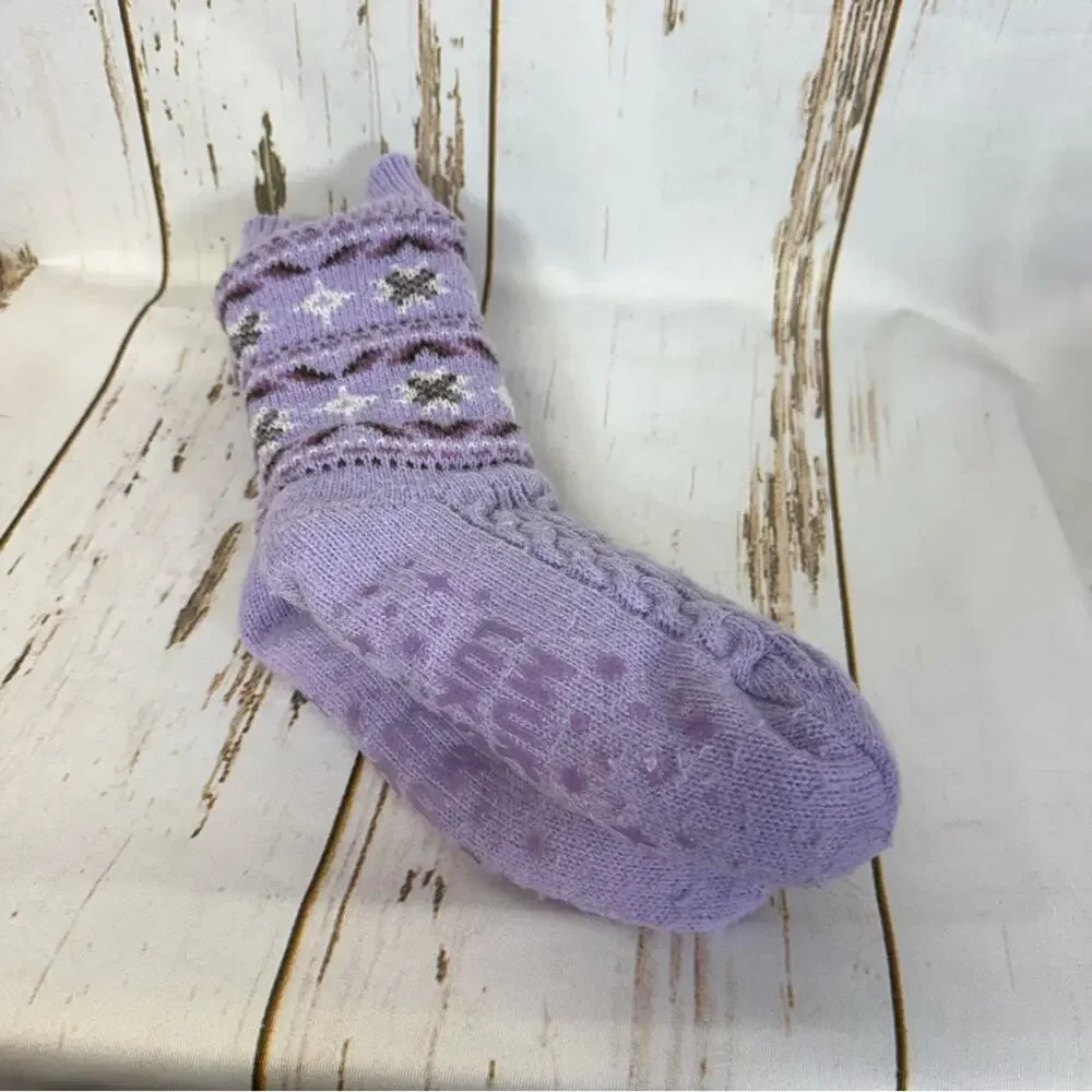 Muk Luks, Thermal Purple Patterned Socks Textured Soles. Good used condition!